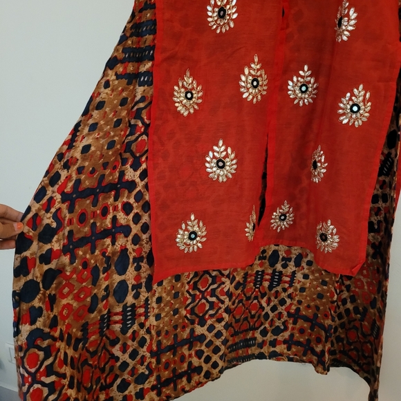 Gota Patti Lehenga Style Kurta - Picture 7 of 14